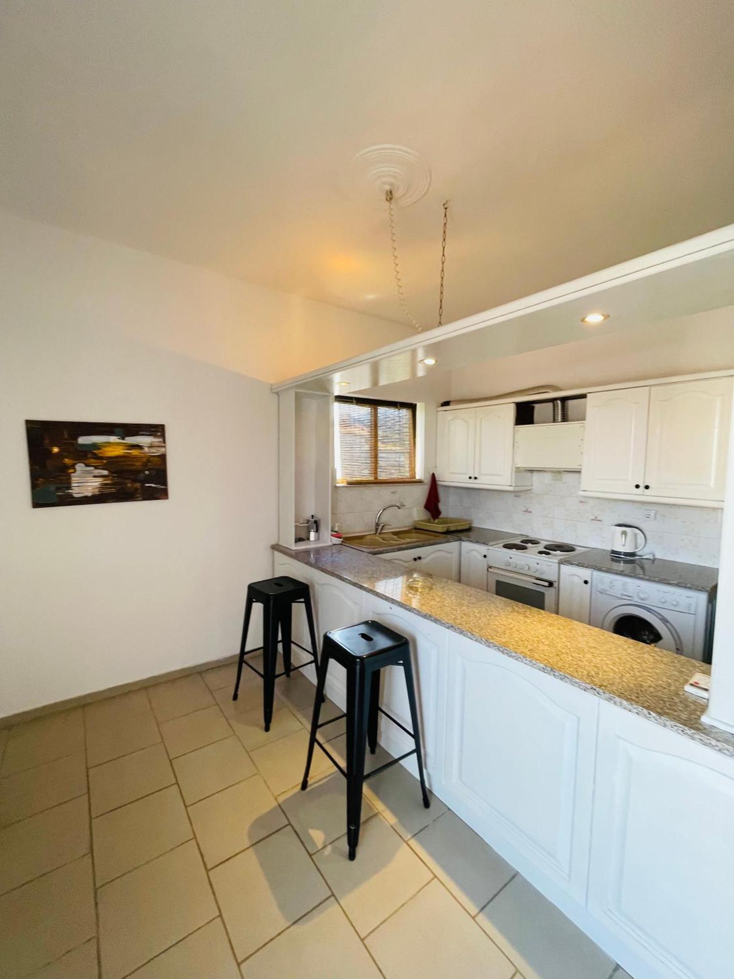 Akrata V Apartment Ngoại thất bức ảnh